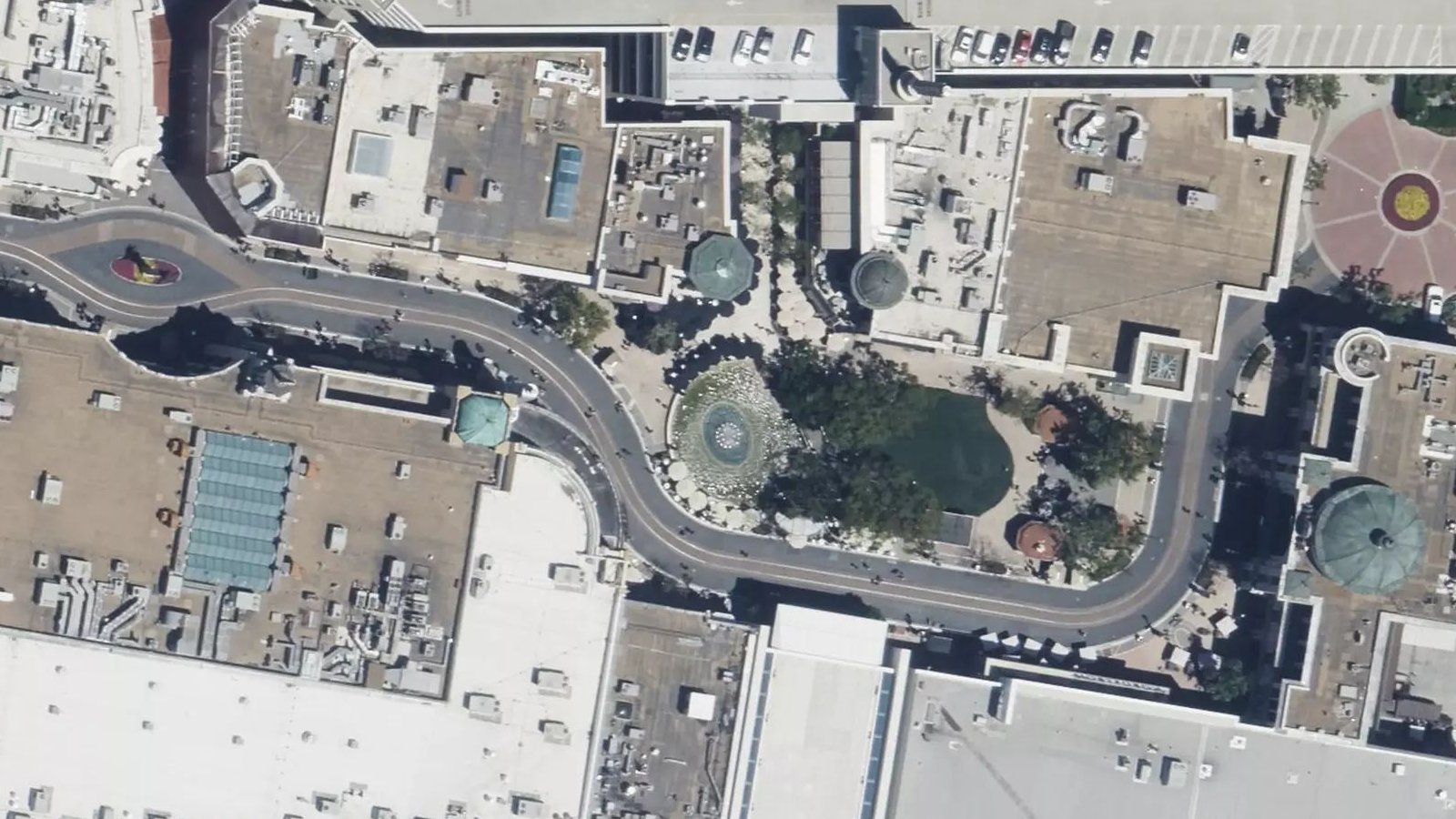 Satellite map: open-air shopping center and plaza